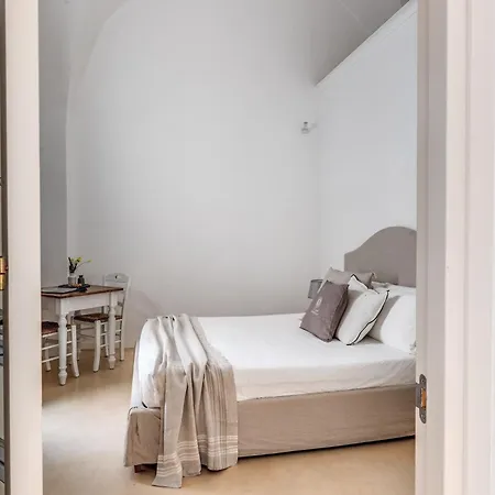 Palazzo Santa Caterina Apartment *